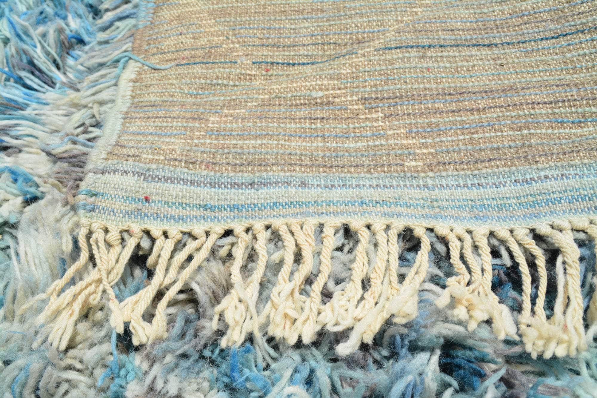 Bahamas (5'6" x 8'0") - Ultra Shaggy Ocean Blue & White Moroccan Rug - Image 4