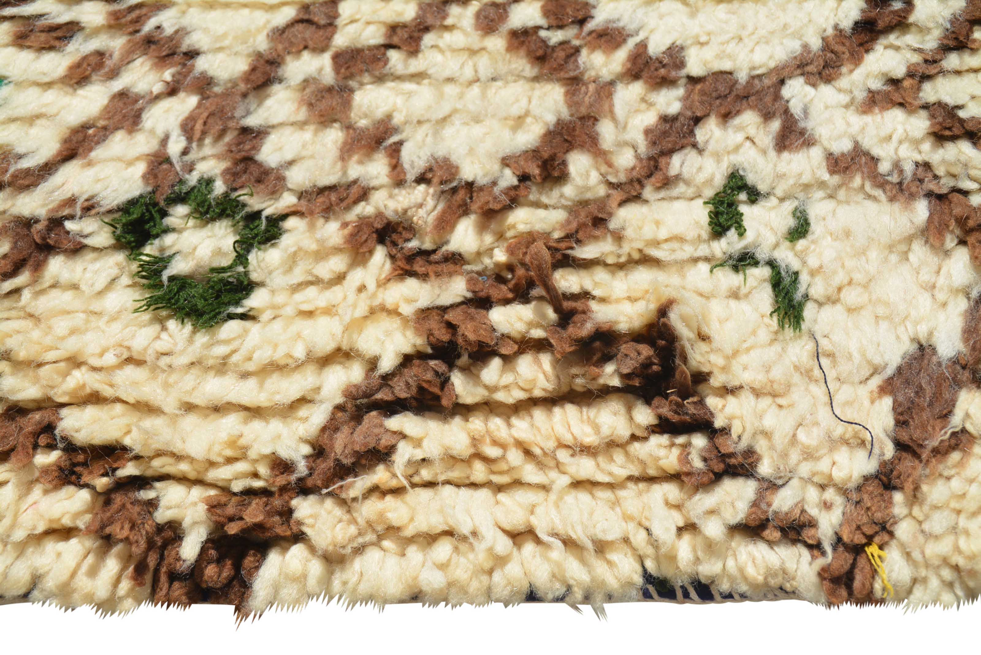 Brown Sugar (2'9" x 5'5") – Vintage Earthy Diamond Beni Ourain Moroccan Accent Rug - Image 3