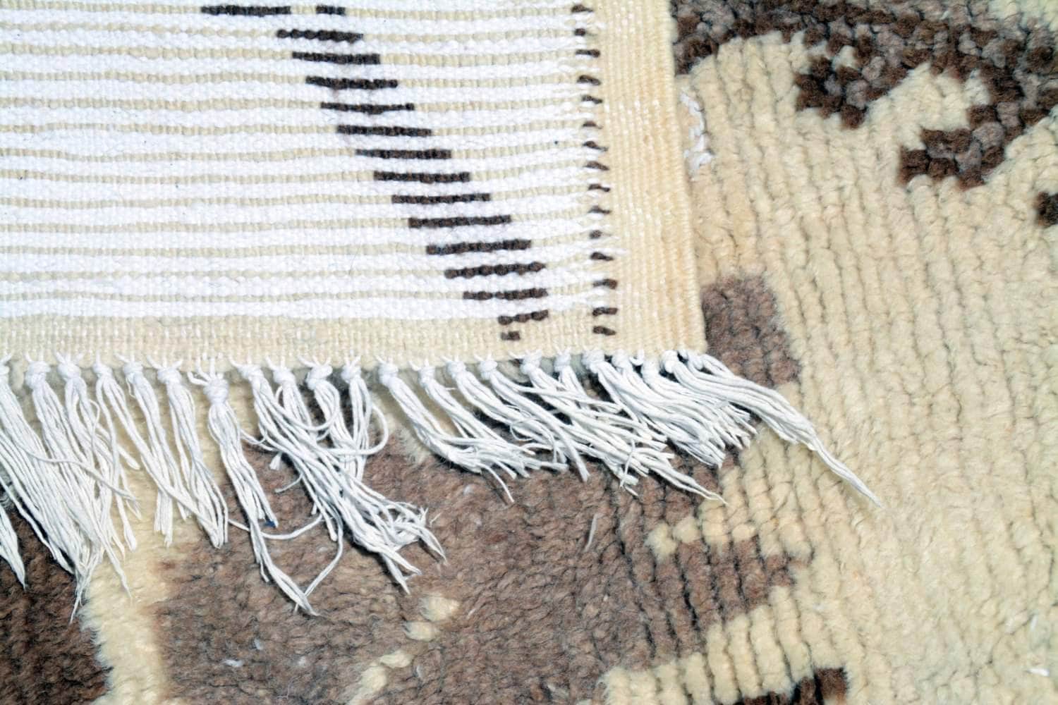 Regal Dreams (3' x 6'2") – Vintage Rare Botanical Leaf Beni Ourain Moroccan Rug - Image 4