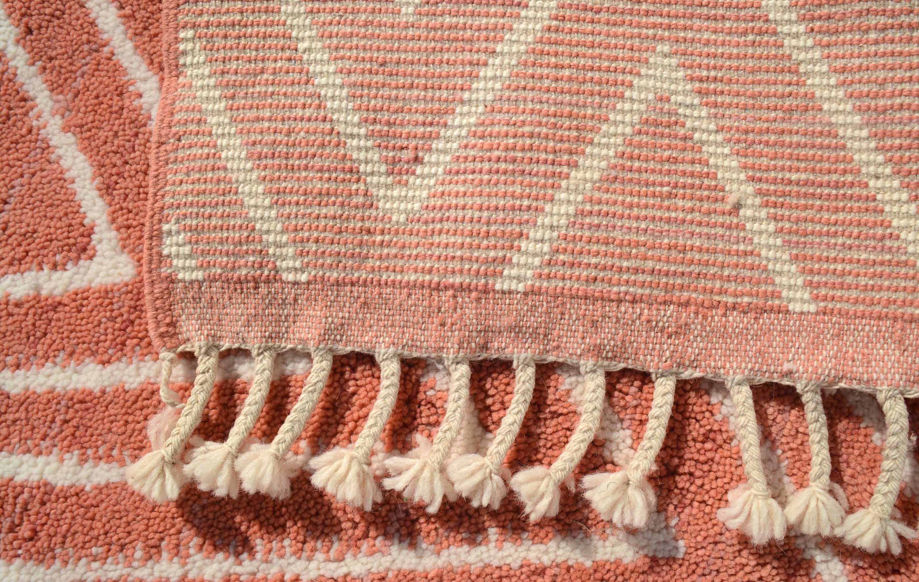 RoseWave (5'0" x 8'0") - Pink Chevron Geometric Azilal Rug - Hand-Knotted Wool - Image 4