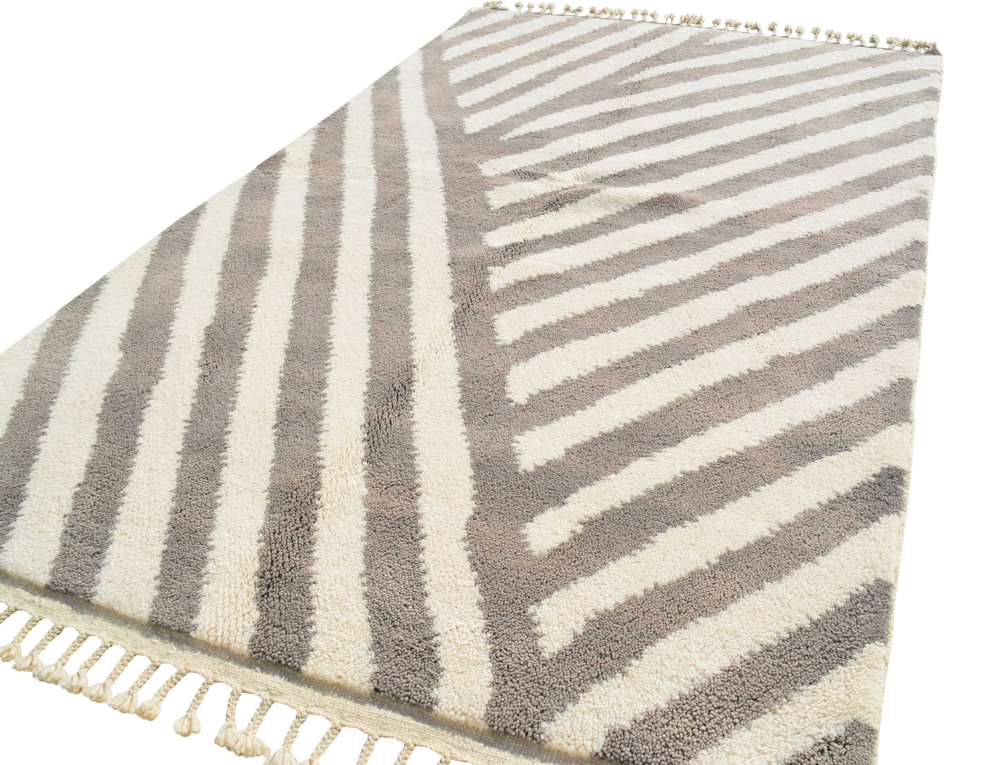 Silver Streak (5'0" x 8'4") - Minimalist Grey Striped Beni Ourain Rug - Hand-Knotted Wool - Image 4