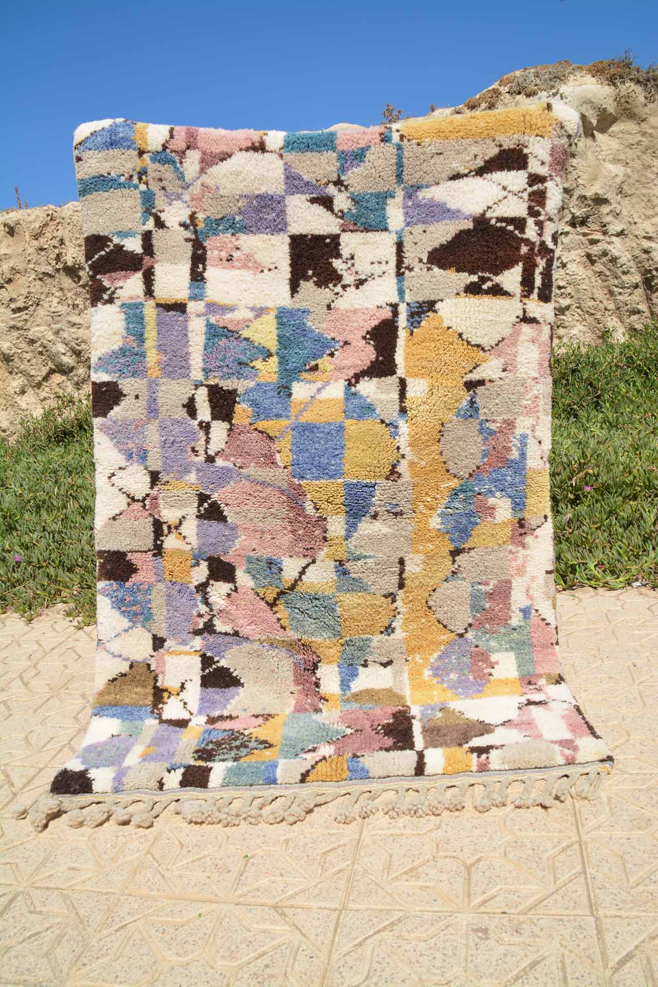 That High (4' x 6') - Abstract Exploration Azilal Rug - Image 6