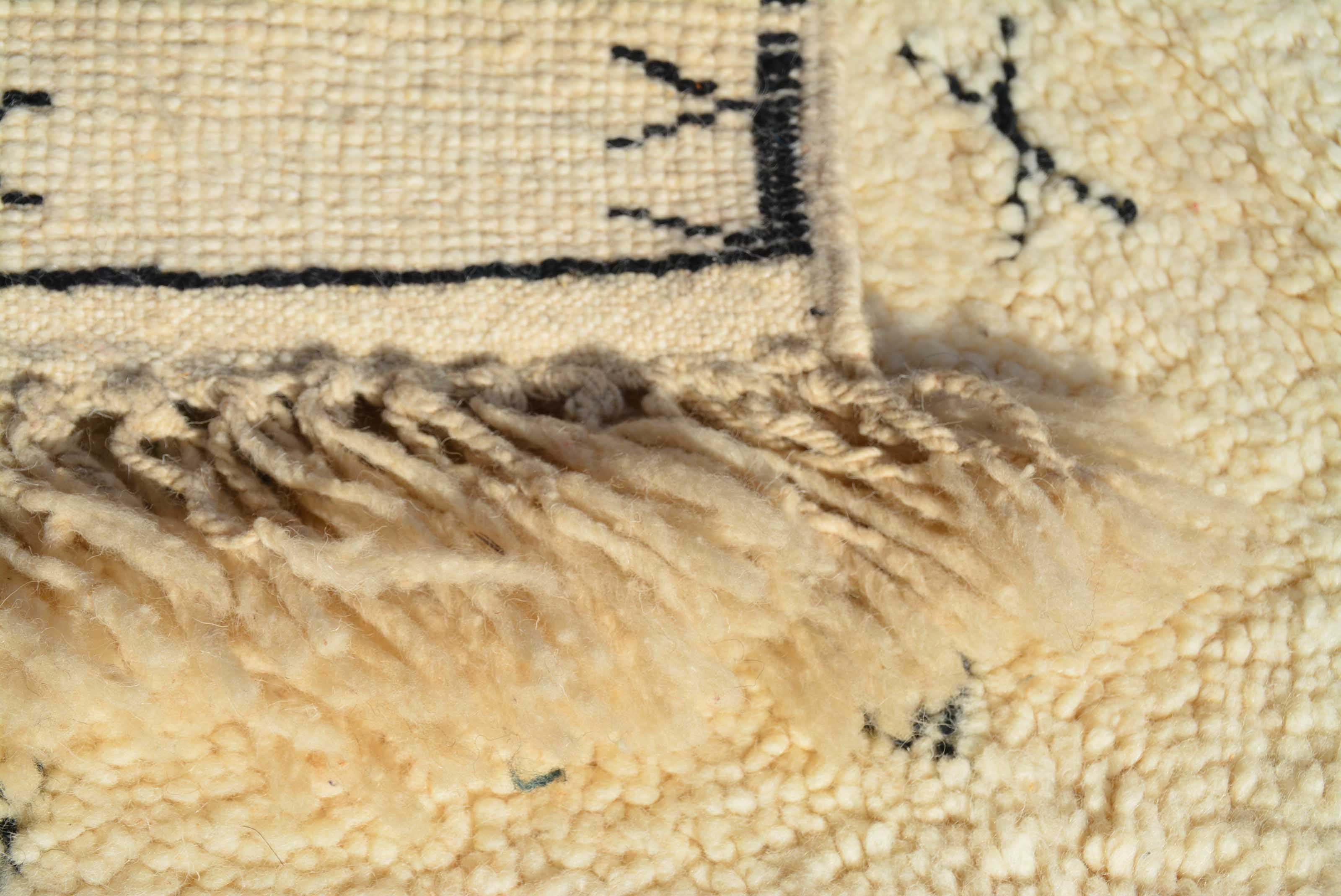 Little Things - 4'6" x 6' - 1.37m x 1.83m - Image 3